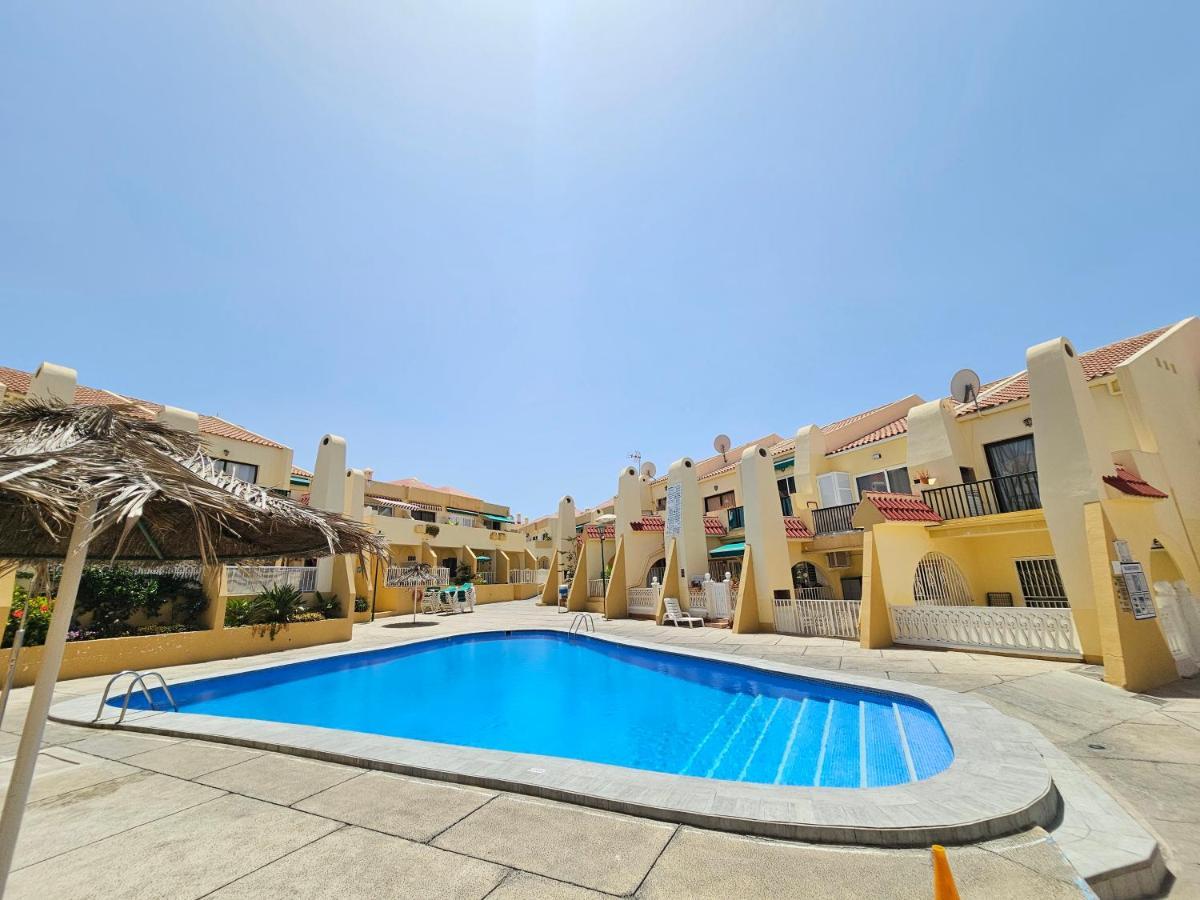 Beach & Refreshing Pool Holidays Air-Conditioning , Costa Adeje Экстерьер фото